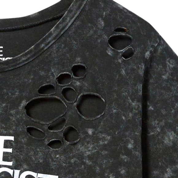 ❤️NWT VINTAGE TORRID TEE - THE EXORCIST MOVIE REGAN DISTRESSED TUNIC GOTHIC - Picture 3 of 14